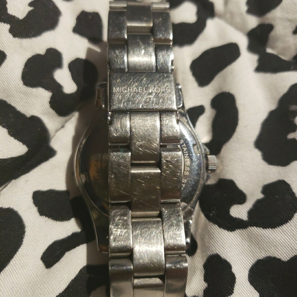 Michael Kors *Madison* Crystallized MK5401 Watch - Picture 3 of 3
